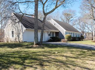 2 Tracy Ln, Harwich, MA 02645