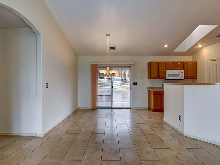 8381 E Hopi Cir — Photo 7