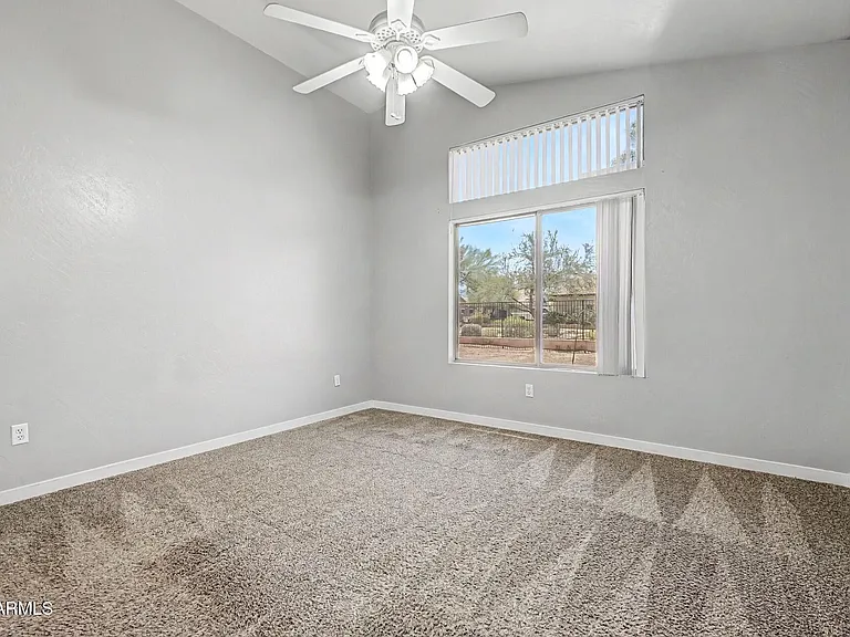 905 E Potter Dr — Photo 18
