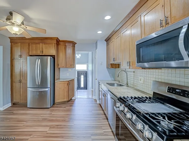 50 Auburn Rd — Photo 12