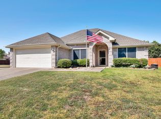 1932 Pebblebrook Ln, Sherman, TX 75092