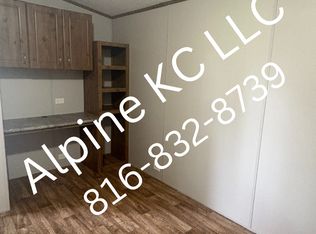 5601 SW Lakefront Ln S #13B, Saint Joseph, MO 64504