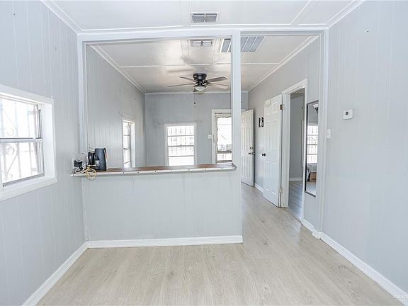 3rd image of 329 N 21st St
