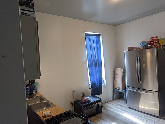 3rd image of 1328 S Springfield Ave