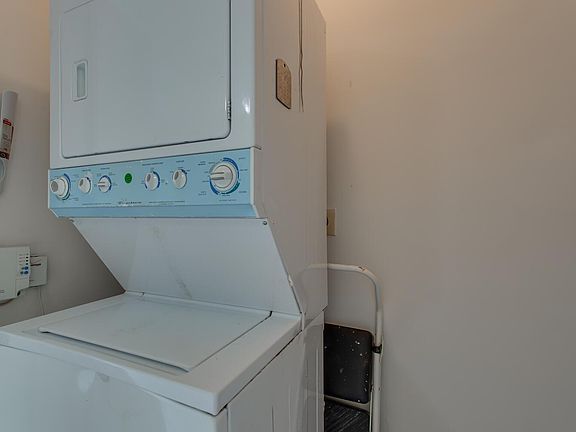 4th image of 6526 Morning Glen Ct