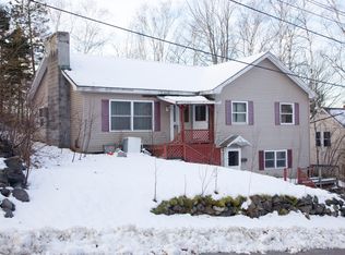 30 Pleasant St, Millinocket, ME 04462