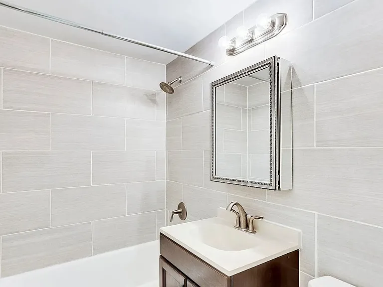 1711 Massachusetts Ave NW #103 — Photo 16