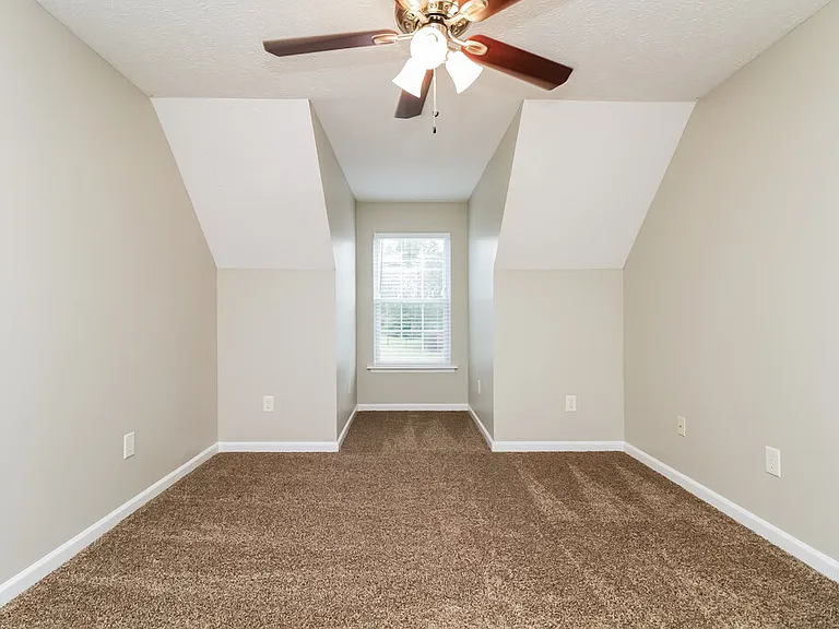 1404 Priestshore Bay — Photo 13