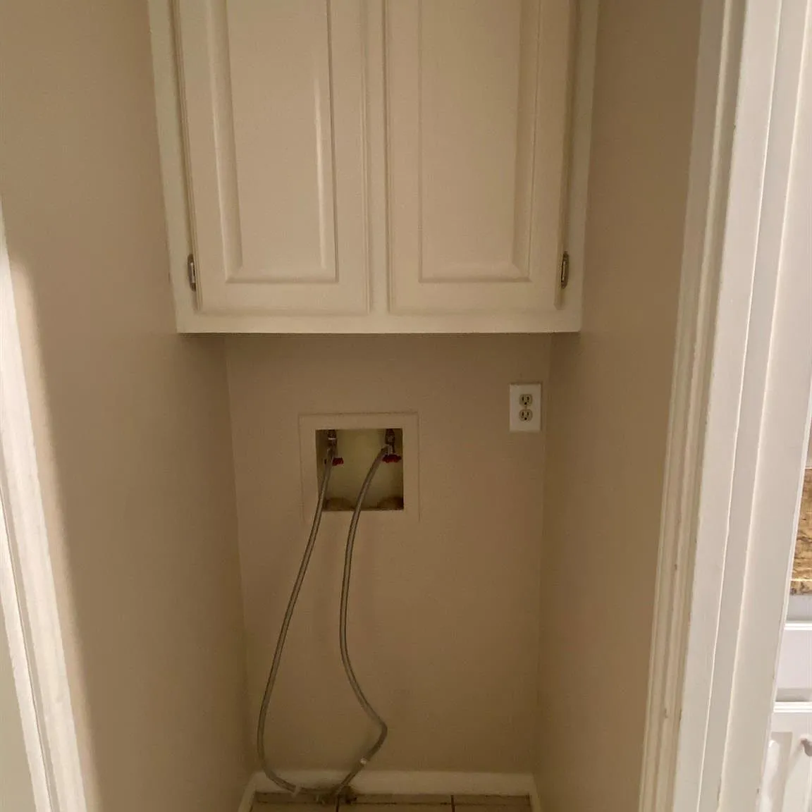 4 bed, 2.0 bath, 1703 sqft, $1,900 — Photo 4
