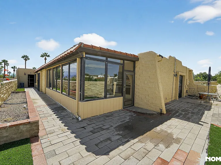 768 W Calle Del Ensalmo — Photo 16