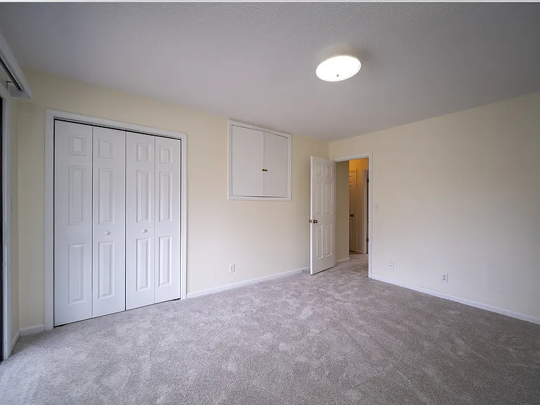 72 Greenville Hwy #1 — Photo 11