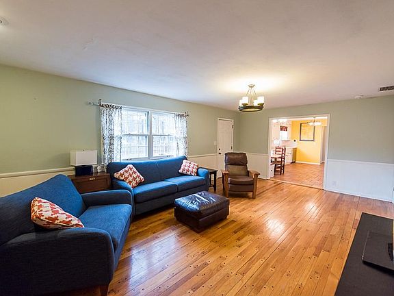 5th image of 3337 Stamm Ave