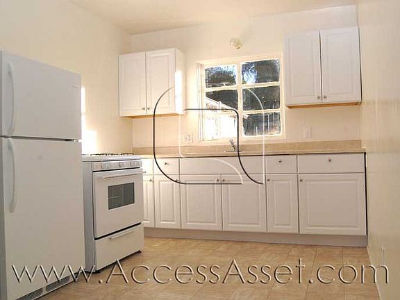 4th image of 918 Ramona Ave APT 2