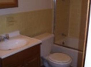 20 Ridge Dr APT 10, East Providence, RI 02914