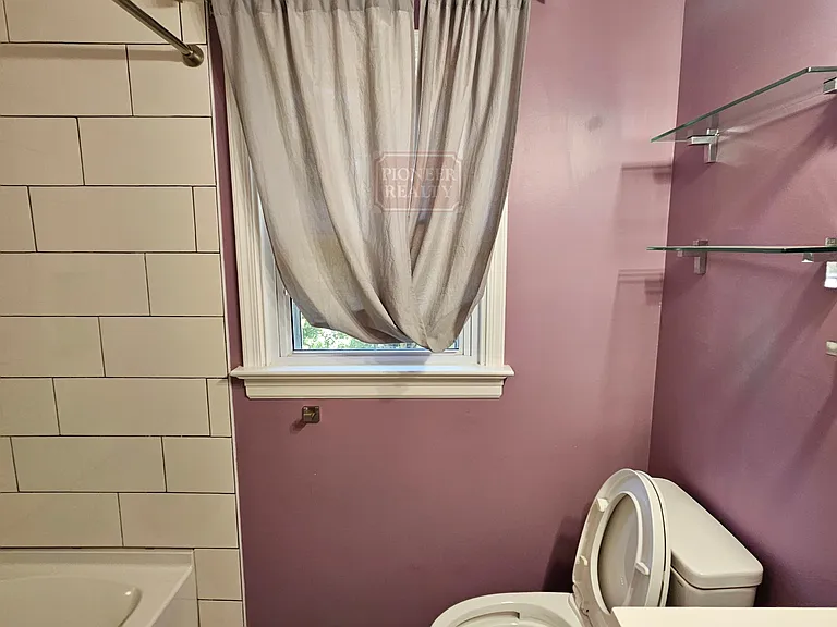 5305 Hill Dr — Photo 18