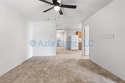 Azle 126 — Photo 3