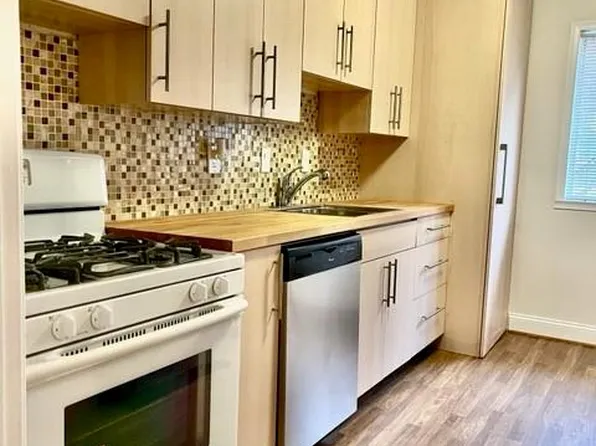 91 Rumson Rd NE #B-21, Atlanta, GA 30305