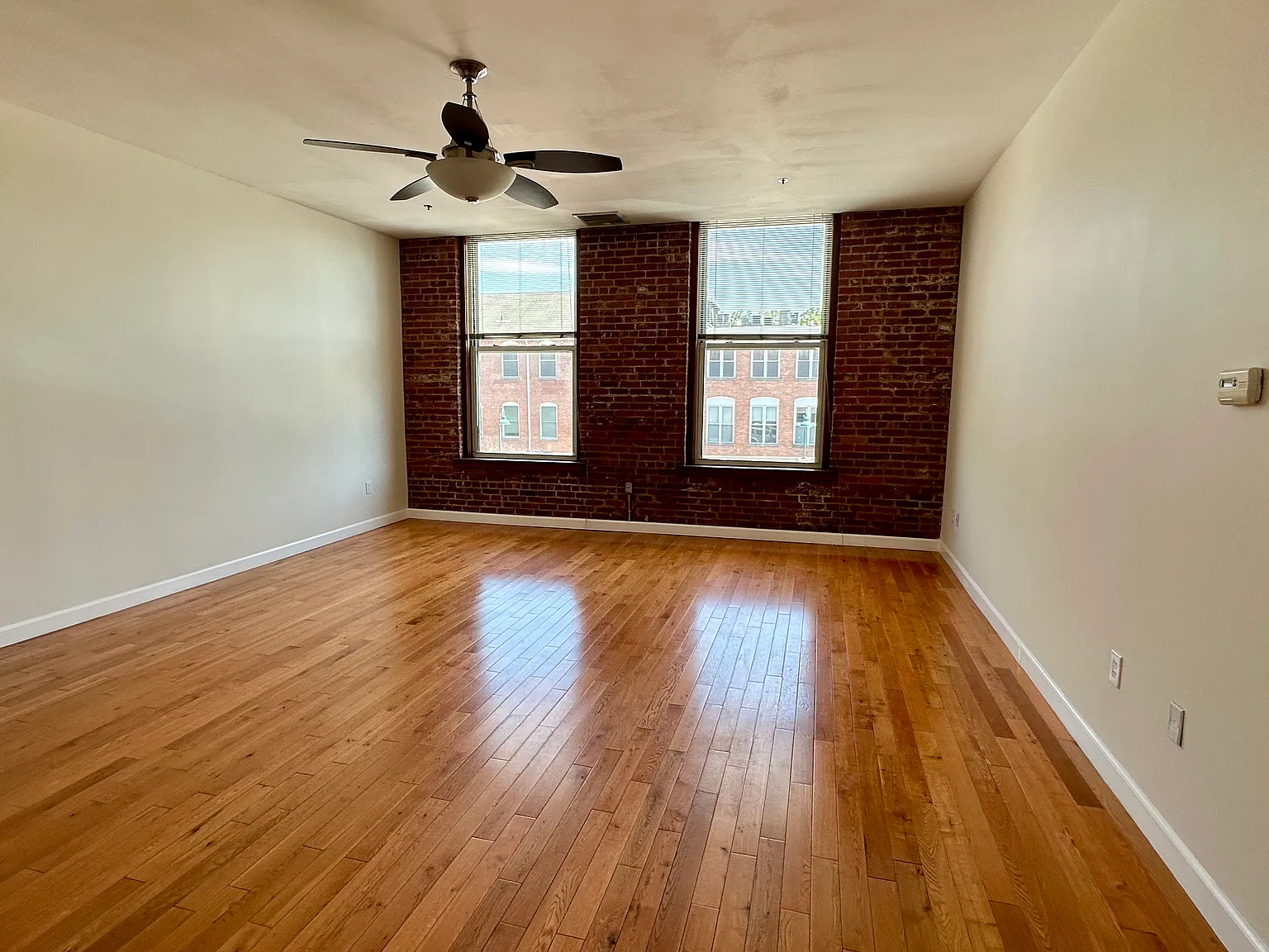 2 bed, $3,400 — Photo 2