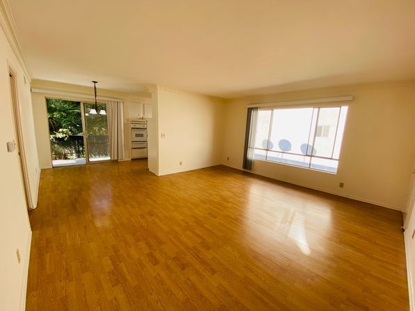 1416 N Martel Ave #113945A57