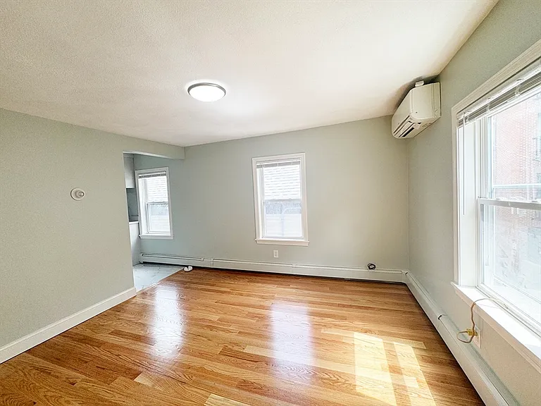 7 Sumner Pl #2 — Photo 9