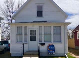 814 4th Ave NE, Devils Lake, ND 58301