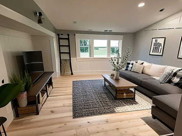 10230 66th Rd APT 3F, Forest Hills, NY 11375