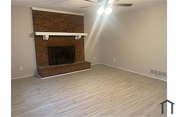 Building Photo - 4460 Marjorie Rd