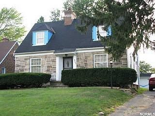 1st image of 4440 East Blvd