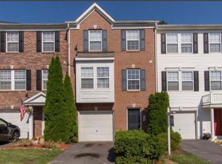 748 Monet Dr, Hagerstown, MD