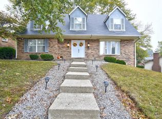 113 Berkshire Dr, Belleville, IL 62223