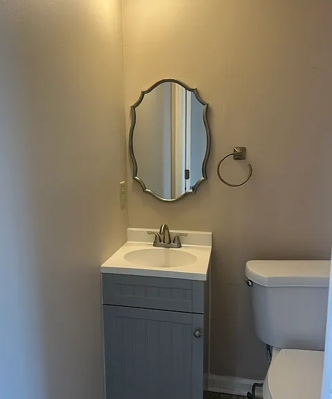 242 Thistle Ln — Photo 5