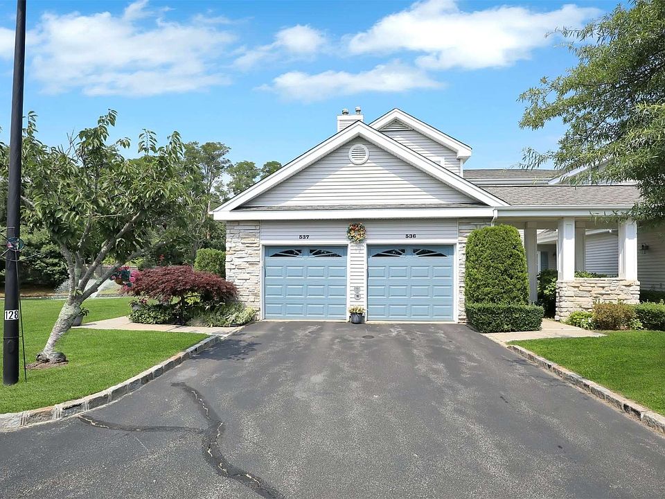 1st image of 536 Highland Ct #536