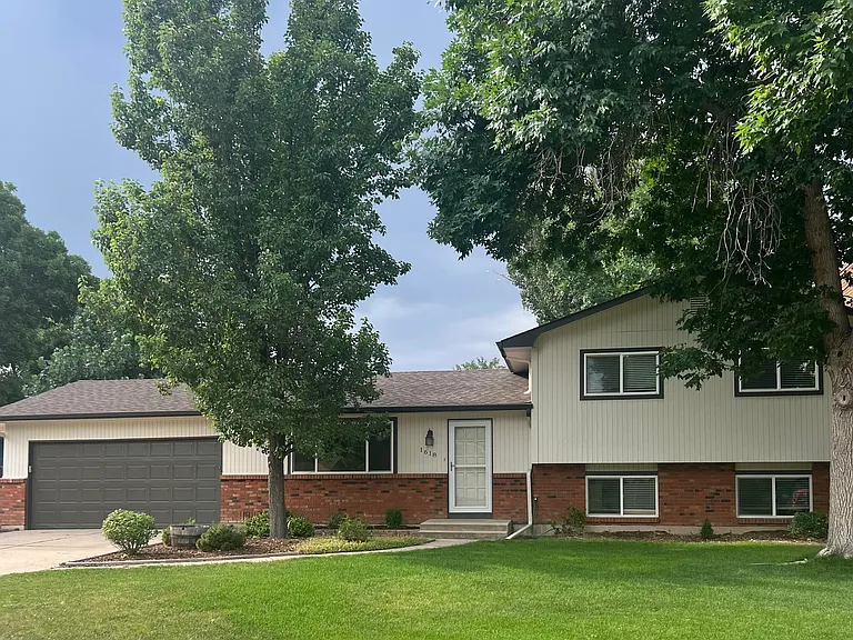 1618 Windsor Ct — Photo 1