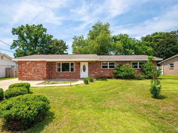3845 Kingsberry Dr, Pensacola, FL 32504