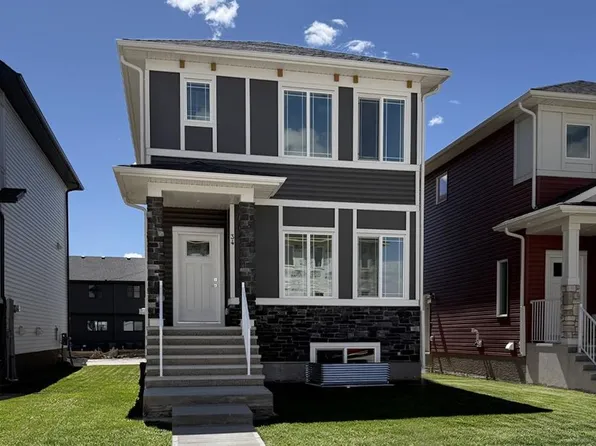 34 N Bridgeport Cir, Chestermere, AB T1X 3C9