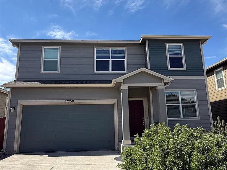 21250 E Princeton Pl — Photo 2