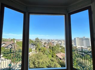 2001 Hillcrest Rd #PENTHOUSE, Los Angeles, CA 90068