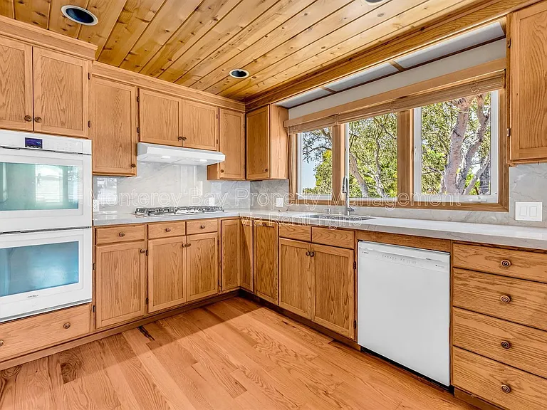 1231 Funston Ave — Photo 21