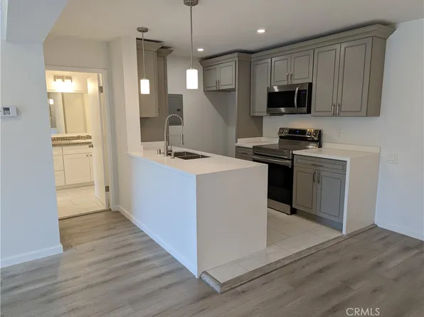 5460 White Oak Ave Unit G222, Los Angeles, CA 91316