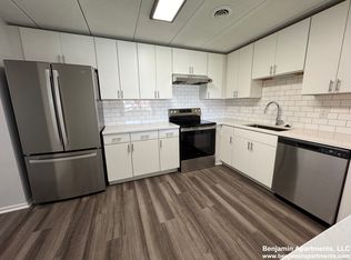 53 Hill Rd APT 409, Belmont, MA 02478