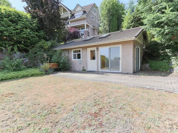545 Thetford Pl, West Vancouver, BC V7S 1R8