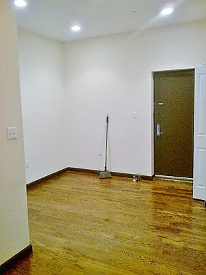 Rented by Bohemia Realty Group | media 43