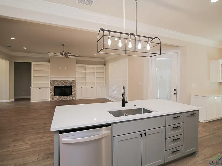 140 Lilly Lue Ln — Photo 11