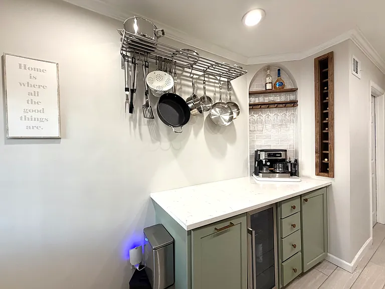 815 S Potomac St — Photo 10