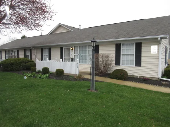 1344 Hillview Cir W, Newark, OH 43055