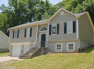 940 Buckhorn Ct, Winston Salem, NC 27104