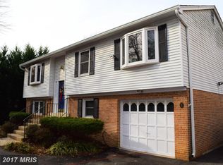 8522 Riverside Rd, Alexandria, VA 22308