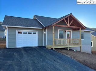 135 Pitts Rd #129, Lenoir, NC 28645