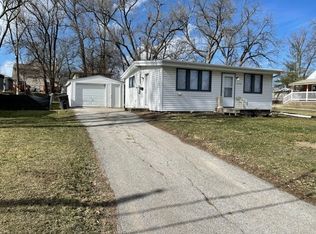 4100 55th St, Des Moines, IA 50310