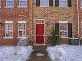 6 Oxfordshire Ln, Kitchener, ON N2H 0B4